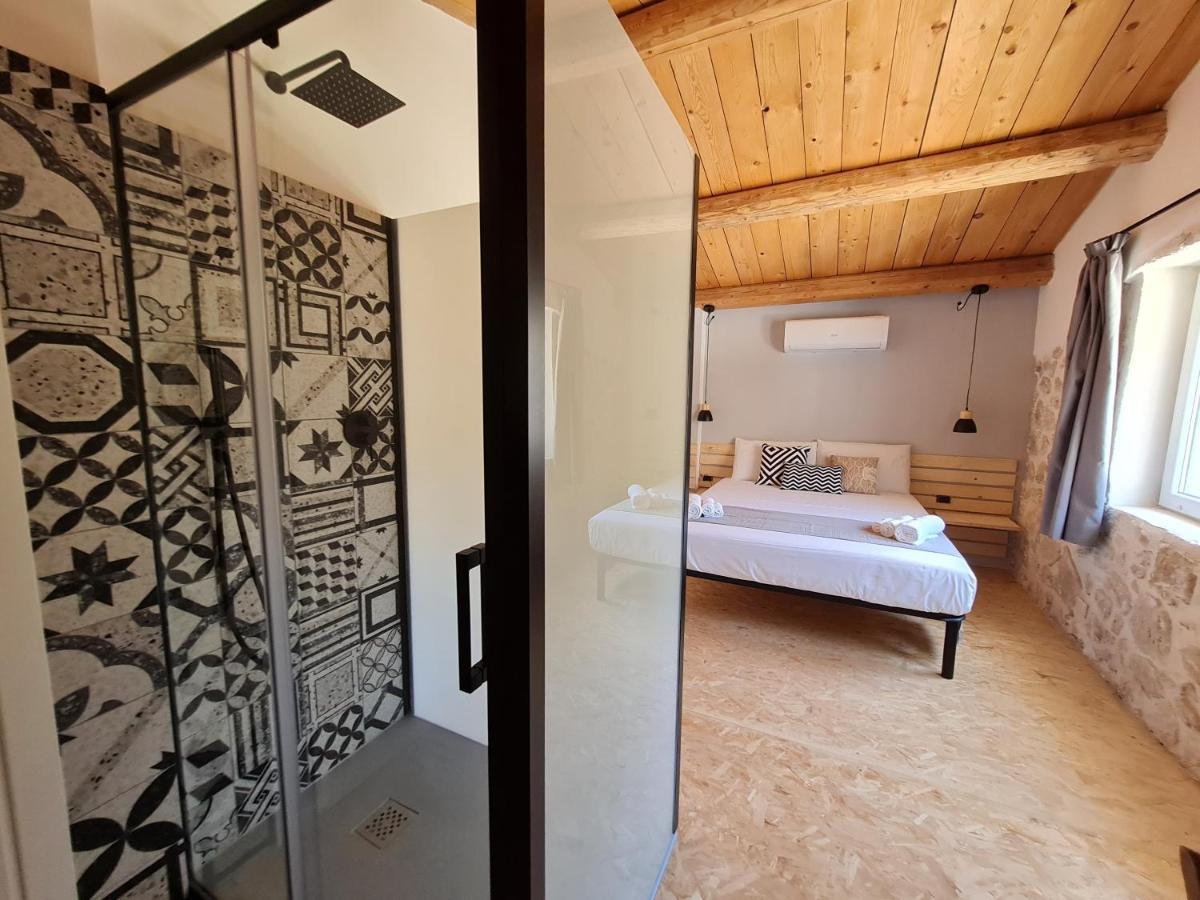 Le Mangiatoie Del Cavaliere Bed & Breakfast Montallegro Exterior photo