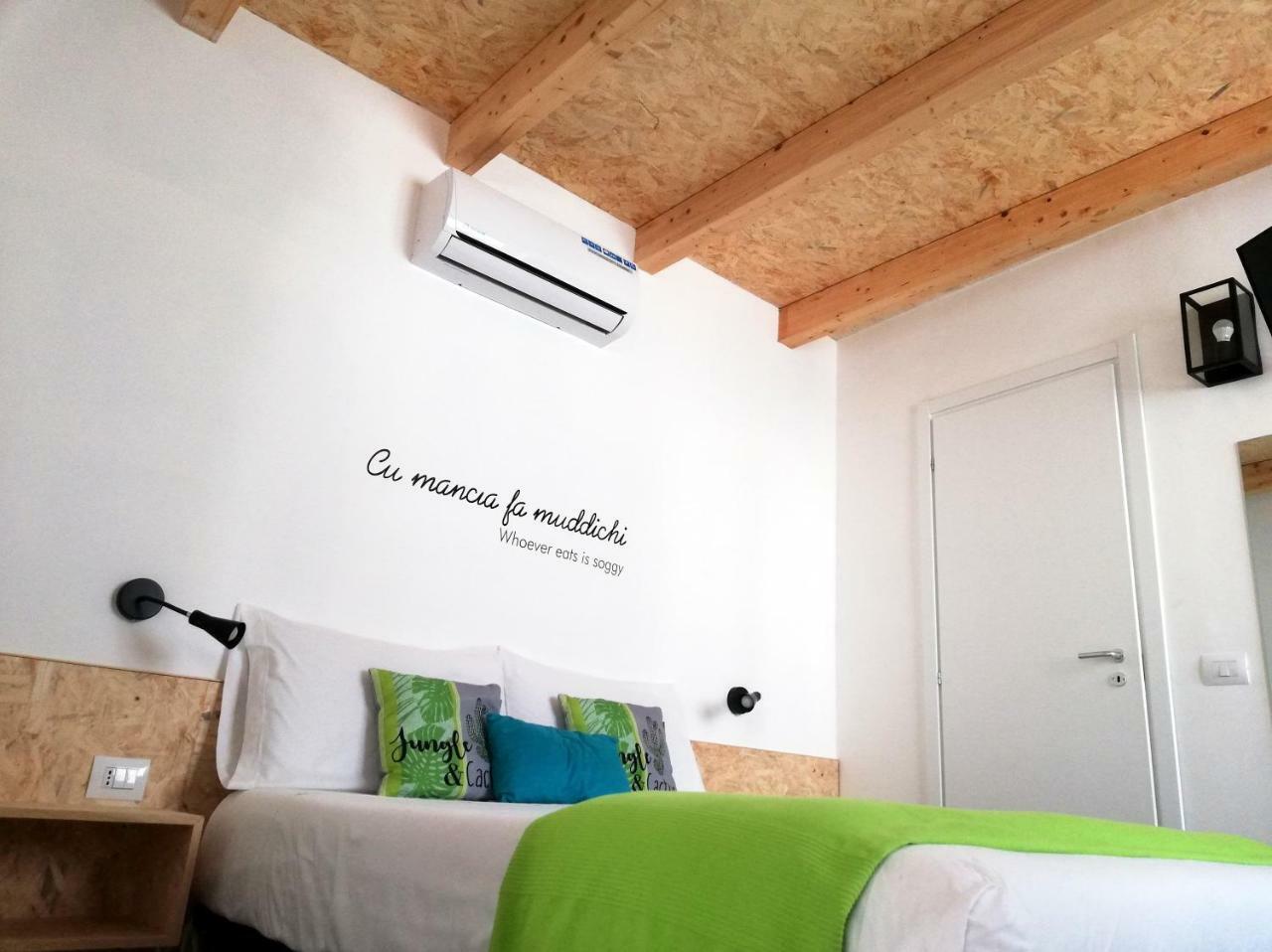 Le Mangiatoie Del Cavaliere Bed & Breakfast Montallegro Exterior photo
